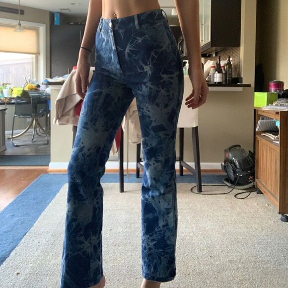 Tiger Mist Aster Flare Jeans - Picture 4 of 9